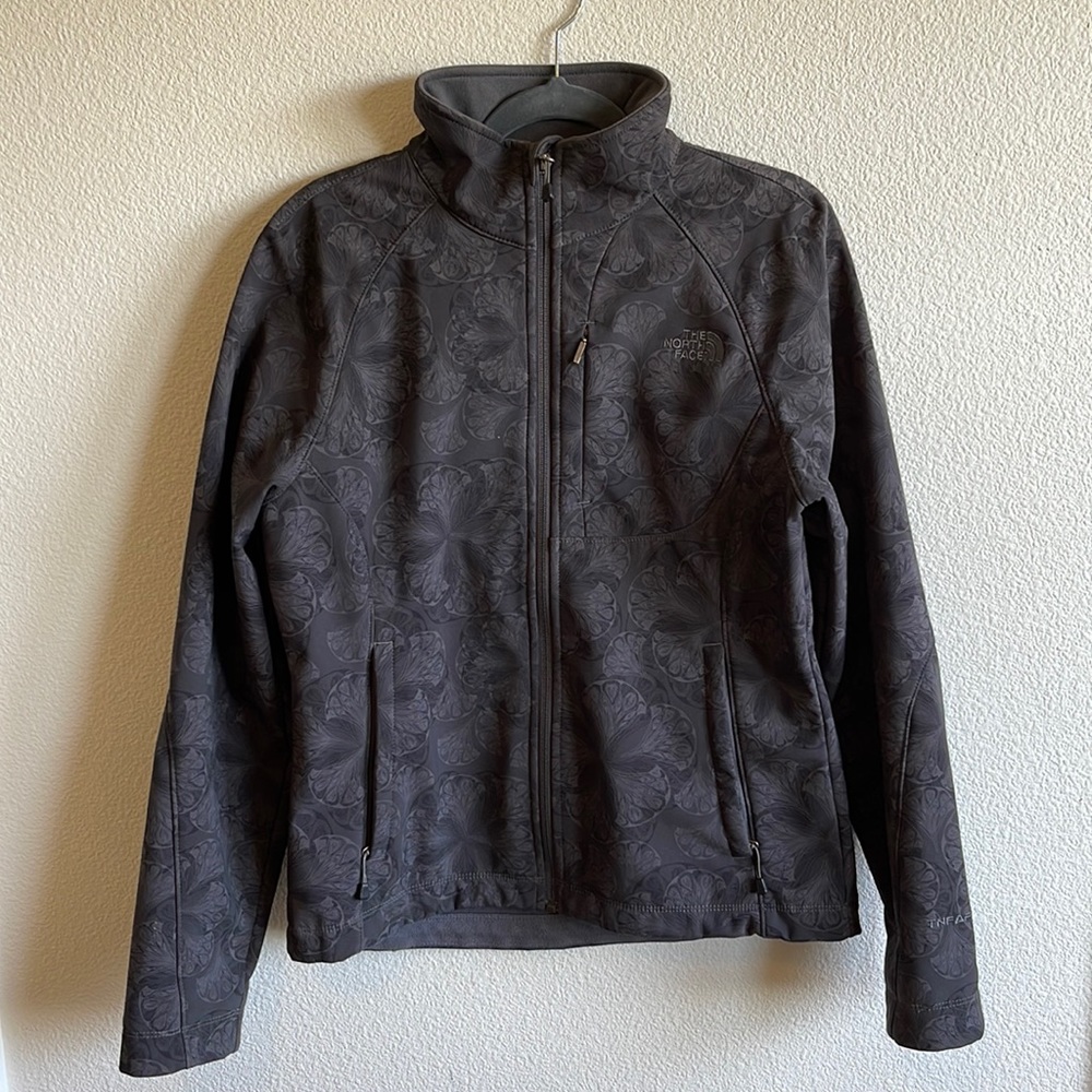 North Face ZipUp Winter Jacket - Water Resistant!